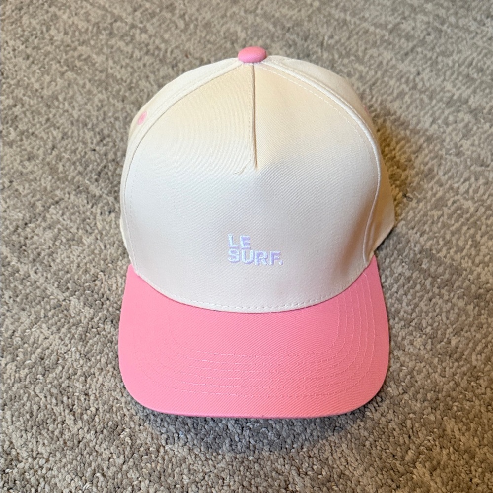 Le Surf Pink and Cream Cap